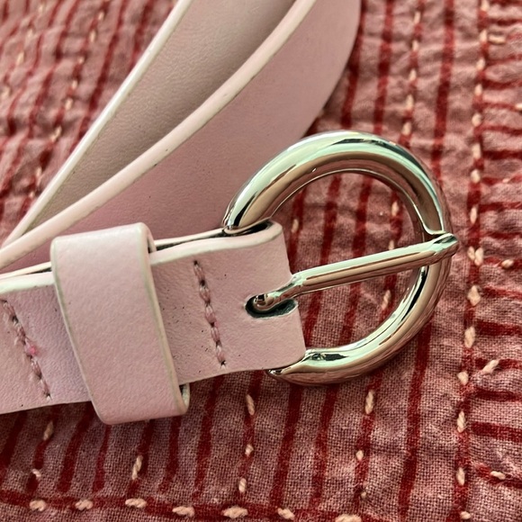 Kenneth Cole Reaction Pink Belt with silver tone Buckle - Picture 13 of 14